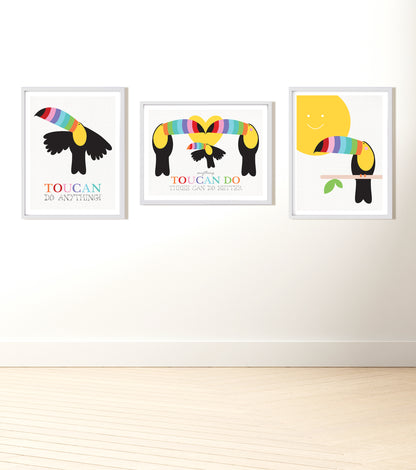 Sitting toucan print